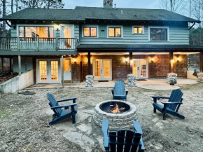 Winter Water Woodlands near Boyne Mountain with Hot Tub and Sauna!